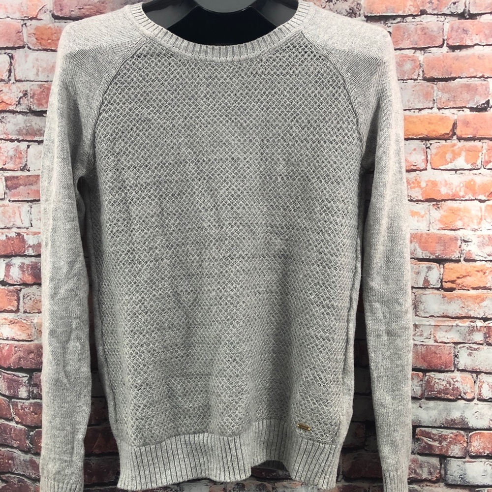 Tommy Hilfiger Lightweight Gray Knit Sweater